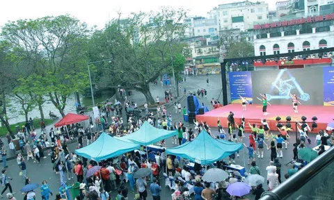 Nhiều hoạt động sôi nổi quy tụ đông đảo thiếu nhi thủ đô và du khách Việt Nam cũng như quốc tế tham gia