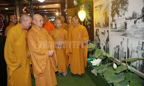 Triển lãm về cuộc đời, đạo nghiệp Bồ tát Thích Quảng Đức “Lửa thiêng rực sáng sử vàng”