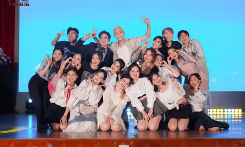 “Liveshow Kịch 2023 - Từ nhà ra tòa”: Diễn xuất sắc và đan xen ý nghĩa về tình người trong những câu chuyện nhỏ