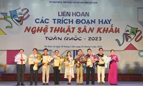 Trao 54 Huy chương Vàng tại Liên hoan các trích đoạn hay nghệ thuật Sân khấu toàn quốc năm 2023