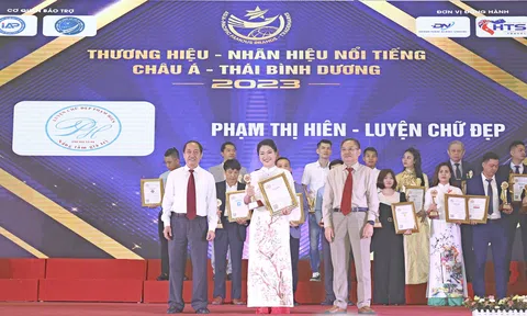 Trung tâm luyện viết chữ đẹp Phạm Hiên đạt giải thưởng Top 50 thương hiệu nổi tiếng Châu Á - Thái Bình Dương 2023