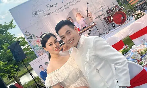 Xúc động bài thơ chúc phúc nhà báo Vương Xuân Nguyên và nghệ sĩ Nguyễn Hương Giang của thi sĩ Vũ Đức Nguyên