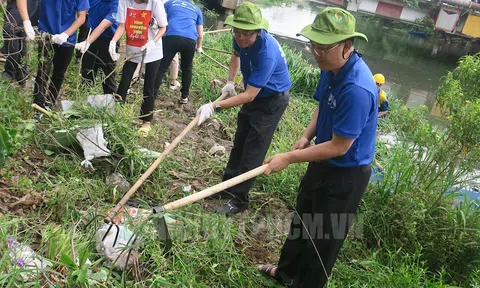 Đoàn viên thanh niên TPHCM chung tay cải tạo cảnh quan các tuyến kênh, rạch thuộc tuyến rạch Xuyên Tâm