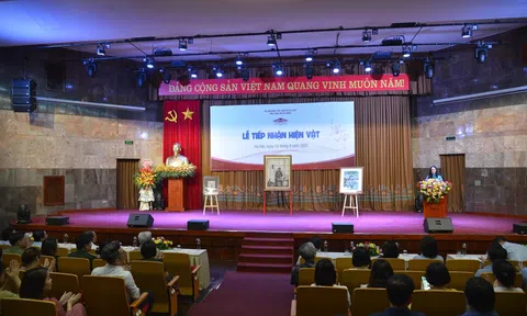 Bảo tàng Hồ Chí Minh tổ chức Lễ tiếp nhận các tác phẩm nghệ thuật về Chủ tịch Hồ Chí Minh của họa sĩ Văn Giáo