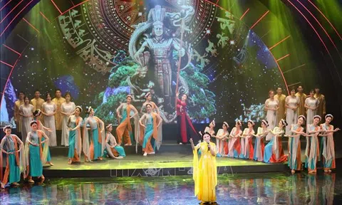 Chương trình nghệ thuật đặc biệt "Giai điệu Tổ quốc" - Ca ngợi truyền thống dựng nước và giữ nước ngàn đời của dân tộc ta