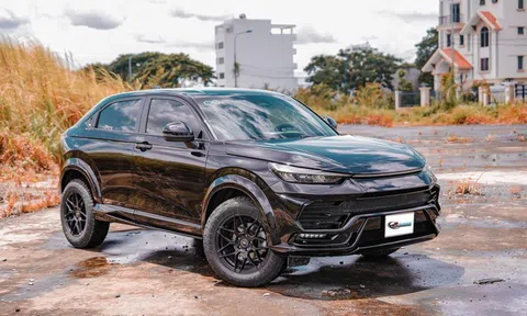 Chiêm ngưỡng Honda HR-V "lột xác" cực ngầu với bản độ phong cách Lamborghini Urus