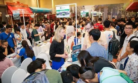 36 Trường Đại học gặp gỡ sinh viên Việt Nam tại Triển lãm Du học Pháp lớn nhất năm 2023