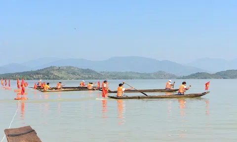 Gia Lai: Hội đua thuyền độc mộc trên sông Pô Cô và Liên hoan Văn hóa Cồng chiêng năm 2023 vào ngày 4 - 5/11