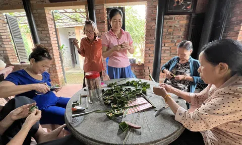 Hỗ trợ phát triển du lịch cộng đồng cho người dân tại làng cổ Phước Tích