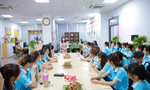 Kết nối nhà trường và doanh nghiệp trong hoạt động học tập thực tế nghề nghiệp của sinh viên ngành Kế toán