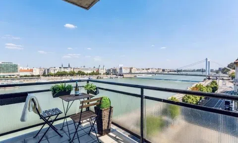 Khối tài sản "khủng" của vợ chồng Đăng Khôi: Biệt thự triệu đô, xế hộp siêu sang gây choáng ngợp