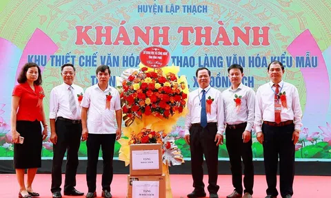 Công đoàn Sở Khoa học và Công nghệ Vĩnh Phúc quyên góp được hơn 600 đầu sách tặng các Làng văn hóa kiểu mẫu