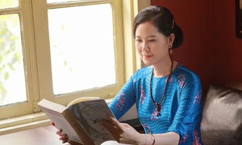 Nữ họa sỹ Việt Nam Nguyễn Thị Kim Đức gặp gỡ giao lưu văn hoá nghệ thuật ở xứ kim chi