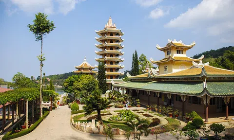 Đưa An Giang trở thành trung tâm du lịch văn hóa, sinh thái của vùng ĐBSCL