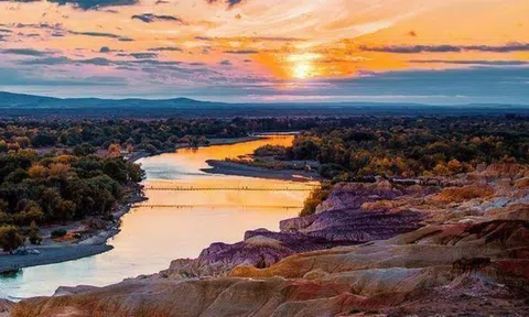 Danh lam thắng cảnh duy nhất trên thế giới cấm du khách trang điểm: Lý do đằng sau mới ngỡ ngàng