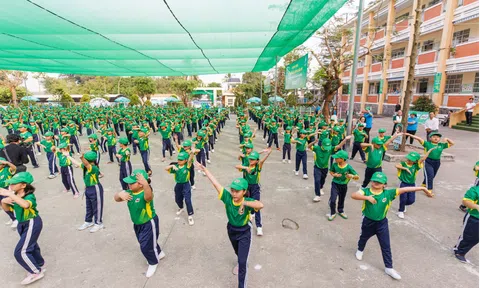 11.032 học sinh lập kỷ lục Việt Nam với màn đồng diễn thể dục ấn tượng