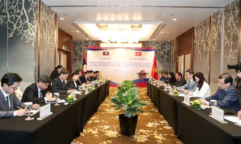 Thông qua cầu nối văn hóa để vun đắp mối quan hệ "đặc biệt" giữa Việt Nam - Lào