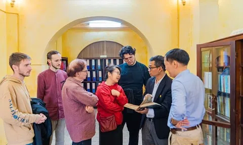 Hợp tác cùng các nhà khoa học Pháp và Nhật Bản về lưu trữ, tìm kiếm tư liệu