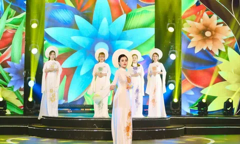 Rực rỡ tự nhiên doanh nhân Trần Phạm Hồng Ngọc đoạt giải Người đẹp có làn da đẹp Hoa hậu Thương hiệu Việt 2023