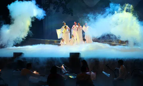 Nhà hát Nghệ thuật tỉnh Vĩnh Phúc công diễn vở chèo Quốc mẫu Tây Thiên