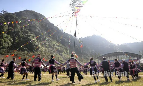 Hòa Bình: Giữ gìn, phát huy bản sắc văn hóa các dân tộc thiểu số, tạo nền tảng phát triển kinh tế - xã hội