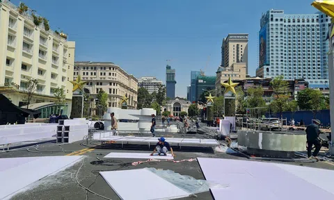 Ngày 6/2 hoàn tất thi công Lễ hội Đường Sách Tết Giáp Thìn năm 2024