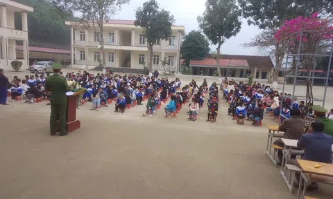 Huyện Ngọc Lặc, tỉnh Thanh Hóa: Nỗ lực vượt khó của thầy và trò Trường THCS Phùng Giáo