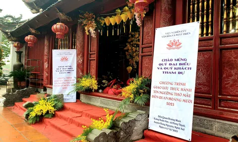 Liên hoan thực hành tín ngưỡng thờ mẫu Tam phủ của người Việt tại Đền mẫu Phủ Sung, thị trấn Bến Sung, huyện Như Thanh, tỉnh Thanh Hóa