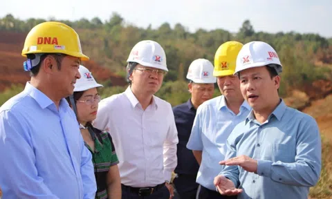 Bộ trưởng Bộ Tài nguyên và Môi trường đã làm việc với UBND tỉnh Đắk Nông và Công ty Nhôm Đắk Nông - TKV