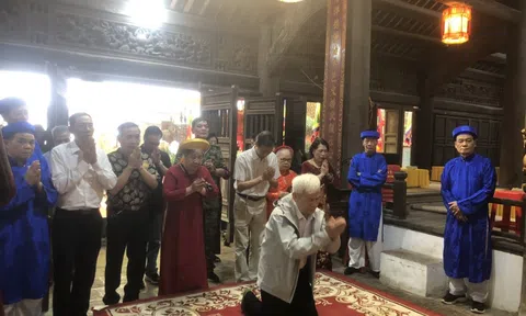 Hà Nội: Lễ hội làng gốm cổ truyền thống Bát Tràng năm 2024 tổ chức tại đình làng Bát Tràng trong 3 ngày