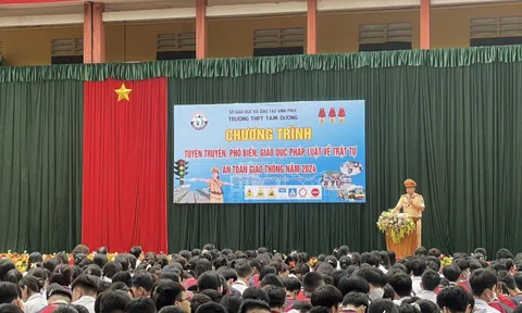 Vĩnh Phúc: Tuyên  truyền Luật Giao thông đường bộ cho hơn 1000 học sinh Trường THPT Tam Dương