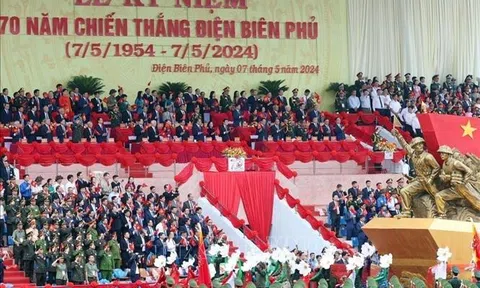 Lễ trọng thể kỷ niệm, diễu binh, diễu hành 70 năm Chiến thắng Điện Biên Phủ