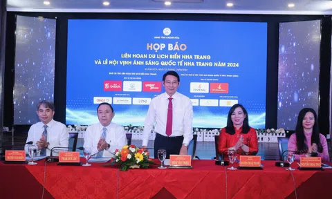 Khánh Hòa: Họp báo giới thiệu Liên hoan Du lịch Biển Nha Trang và Lễ hội Vịnh ánh sáng quốc tế Nha Trang năm 2024