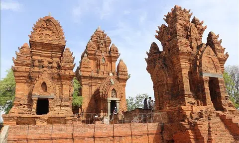 Ninh Thuận: Phát huy giá trị các Bảo vật quốc gia thuộc di sản văn hóa Chăm