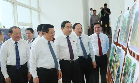 Quảng Ninh: Phát huy giá trị văn hóa, sức mạnh con người Việt Nam