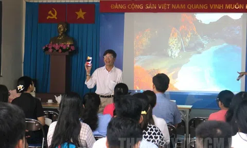 Khai giảng lớp học miễn phí nhiếp ảnh nghệ thuật bằng điện thoại thông minh