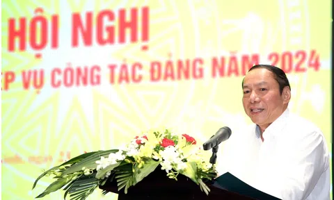 Bộ trưởng Nguyễn Văn Hùng: Đạo đức cách mạng phải hướng tới phục vụ nhân dân