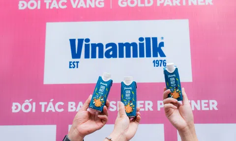 Vinamilk tài trợ “132 kg đạm*” cho 11.000 runner VnExpress Marathon Hà Nội