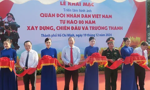 TPHCM: Khai mạc triển lãm “Quân đội Nhân dân Việt Nam tự hào 80 năm xây dựng, chiến đấu và trưởng thành”