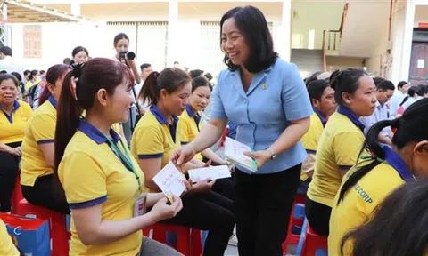 Hậu Giang: Tập trung tổ chức tốt các hoạt động chăm lo tết cho đoàn viên, người lao động