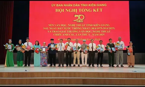 Kiên Giang: 50 năm phát triển văn học, nghệ thuật đậm đà bản sắc dân tộc