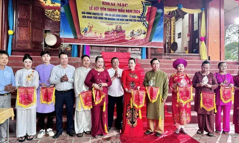 Chính sách mới đối với nghệ nhân và chủ thể di sản văn hoá phi vật thể theo Nghị định 215/2025/NĐ-CP