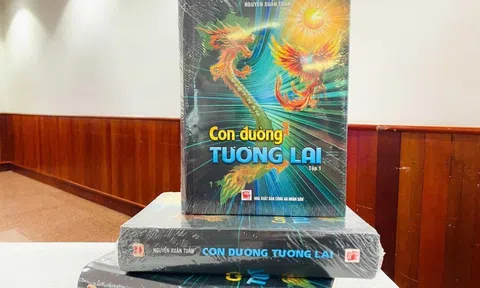 Ra mắt “Con đường tương lai - Tập 1”: Từ dự báo chiến lược đến hành động thực tiễn
