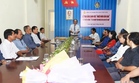 Quảng Ngãi: Trao Bằng danh hiệu “Nghệ nhân dân gian” cho 3 nghệ nhân lĩnh vực bài chòi