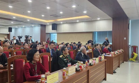 Công tác nghiên cứu khoa học ở Viện Nghiên cứu Văn hóa và Phát triển