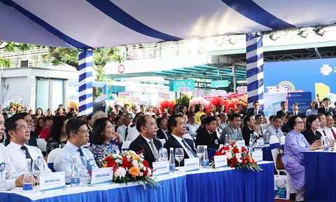 Bệnh viện Bình Dân kỷ niệm 70 năm phát triển ngoại khoa, đón nhận Huân chương Lao động hạng Nhì và khánh thành Tòa nhà Trung tâm hơn 340 tỷ đồng