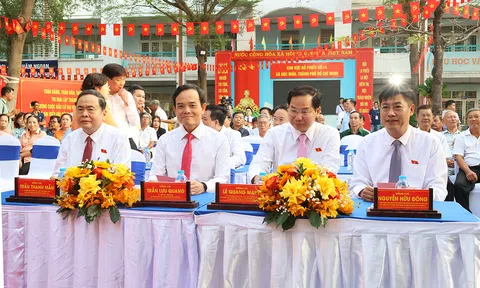 Người dân TP.HCM nô nức đi bầu cử đại biểu Quốc hội khóa XVI và HĐND các cấp nhiệm kỳ 2026 – 2031