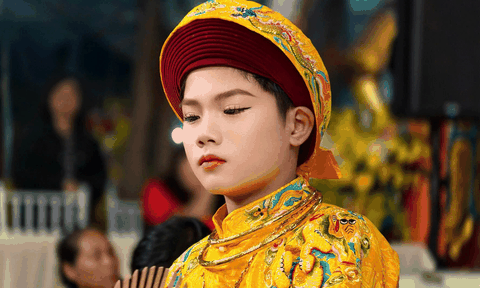 Gõ chầu thiên hội: Cách người trẻ tiếp cận chuẩn mực về tín ngưỡng thờ Mẫu