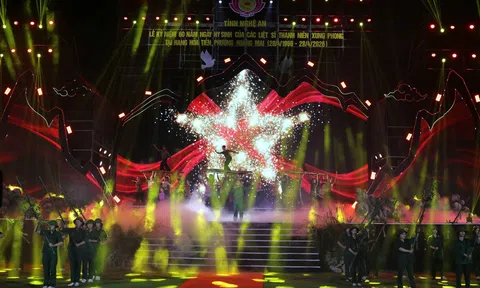 Kỷ niệm 60 năm Ngày hy sinh của 33 liệt sĩ Thanh niên xung phong tại Hang Hỏa Tiễn