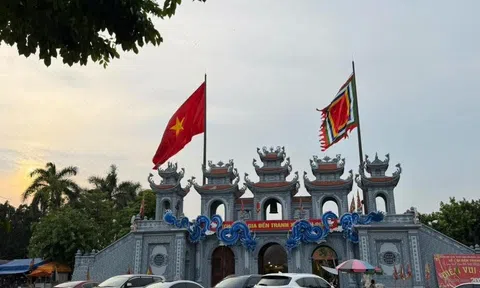Đền Quan Lớn Tuần Tranh - Di sản văn hóa tín ngưỡng đặc sắc bên dòng Tranh Giang